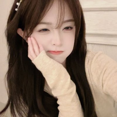芒果和红色轮椅